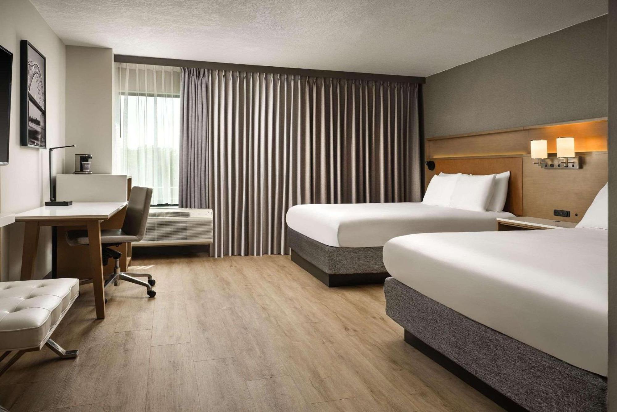 Radisson Hotel West Memphis Esterno foto